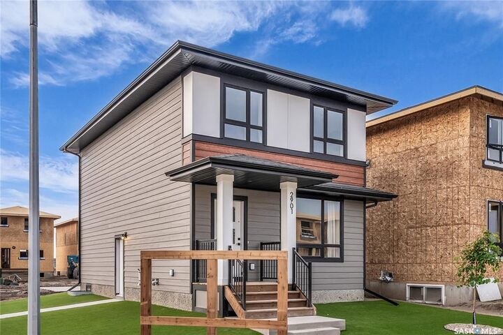 Property Photo:  2961 Rosewood Drive  SK S7V 2A5 