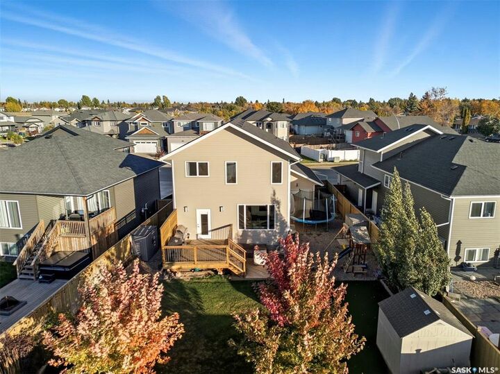 Property Photo: 1319 Steeves Avenue SK S7R 0M4