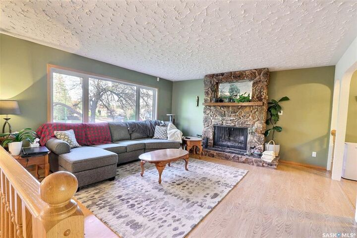 Property Photo: 3043 Erickson Crescent SK S6V 6P8