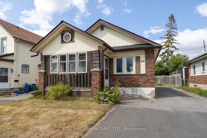 Photo de la propriété: 176 Lansdowne Street W ON K9J 1Y7