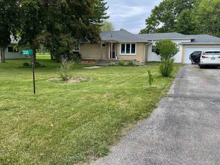 Property Photo:  335 Robson Road  ON N8H 0A4 