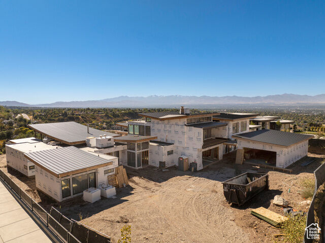 Property Photo: 4006 E Canyon Estate Dr UT 84121