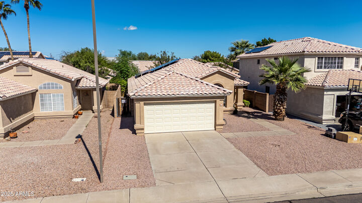 Property Photo:  358 W Linda Lane  AZ 85233 