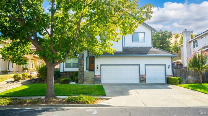 Property Photo:  2133 Hillridge Drive  CA 94534 