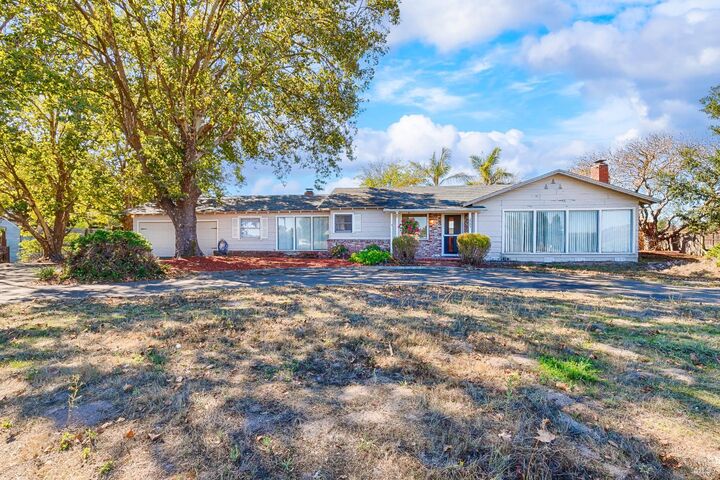2085 Fulton Road  Santa Rosa CA 95403 photo