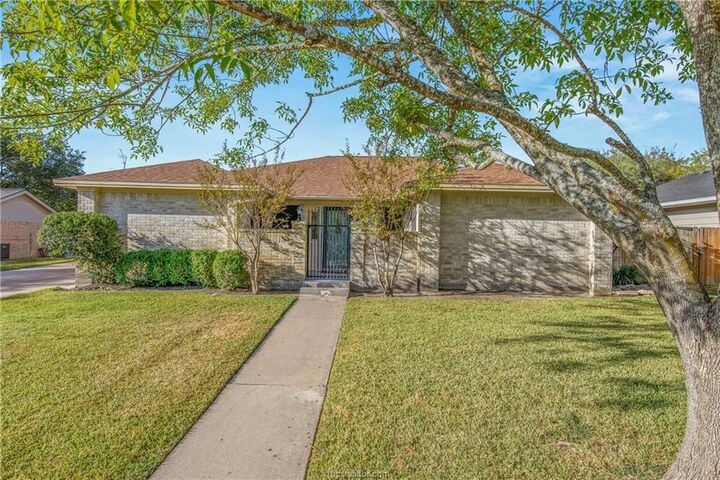 Property Photo: 2513 Arbor Drive TX 77802