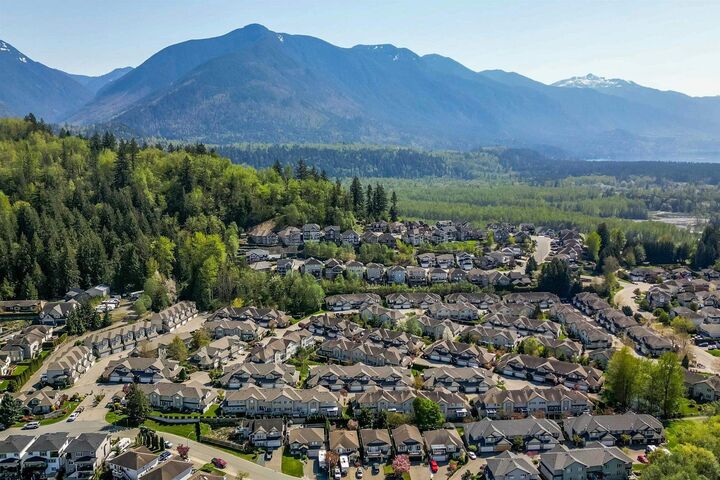 Photo de la propriété:  46360 Valleyview Road 35  BC V2R 5L7 