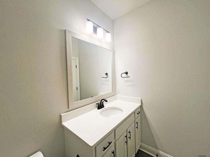 Property Photo: 11360 Densmore Dr LA 70726