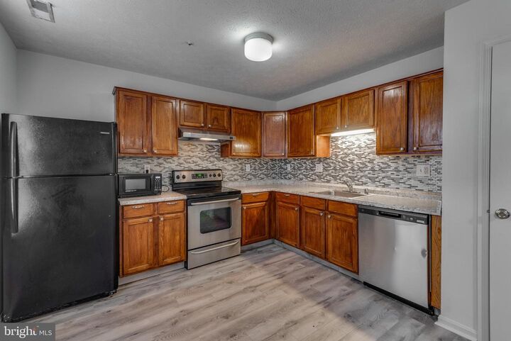 Property Photo: 46101 Lucca Way MD 20653