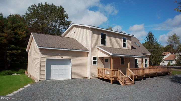 Property Photo:  158 Petrarch Trail  PA 18210