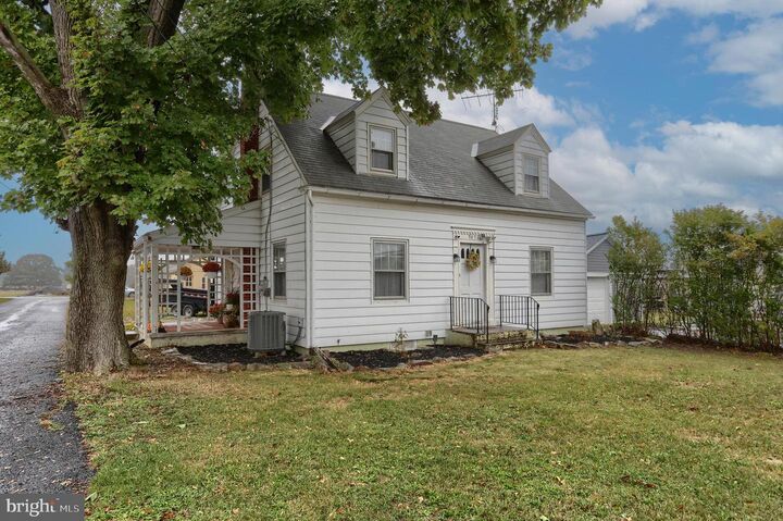 Property Photo: 9651 Old Rte 22 PA 19507