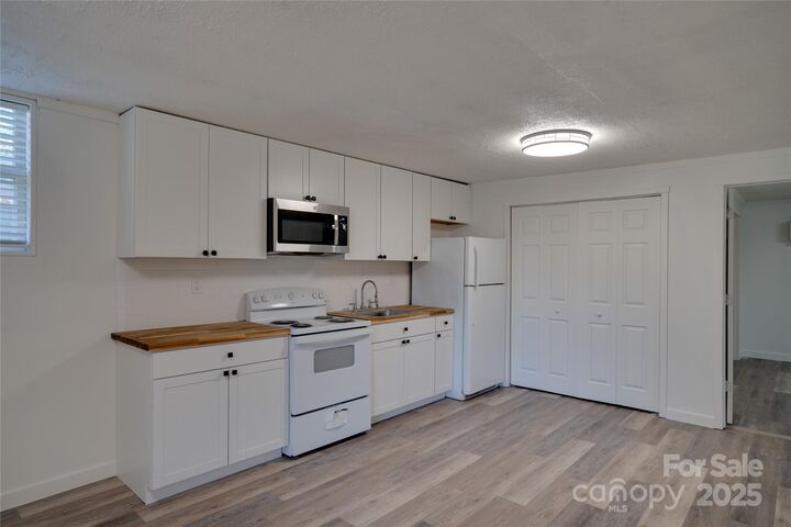 401 Little Street  Lincolnton NC 28092 photo