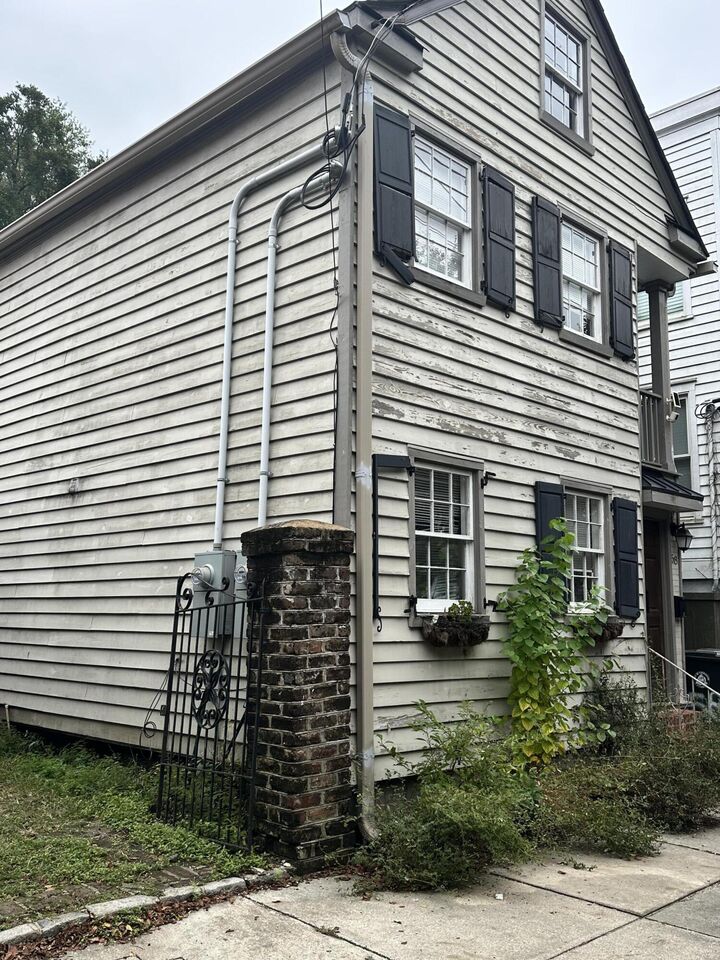 58 America Street  Charleston SC 29403 photo