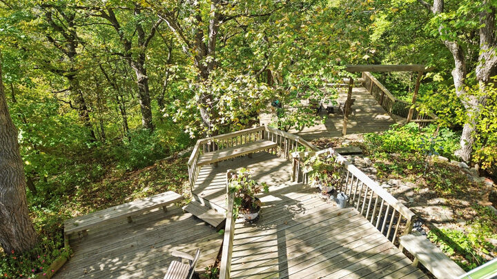 Property Photo: 2205 Timberland Road IA 50014