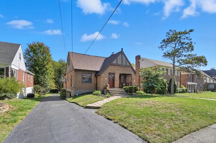 Property Photo: 5910 Pandora Avenue OH 45213