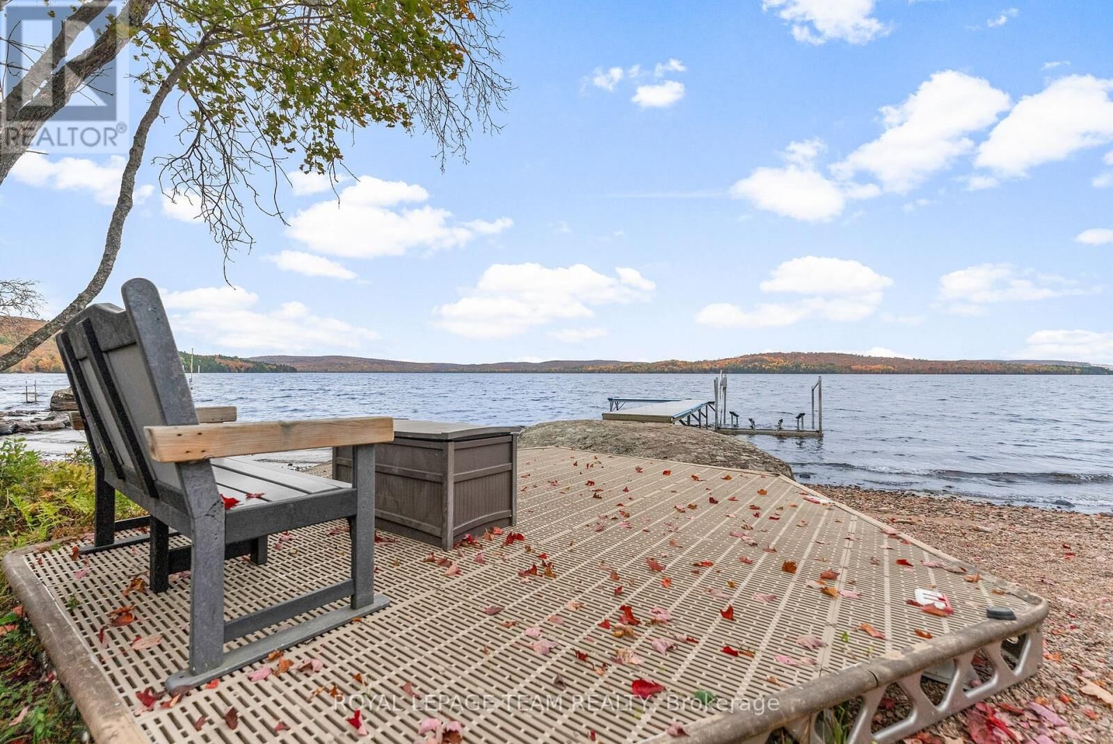 Property Photo: 679 Curtiss Road ON K0J 1B0
