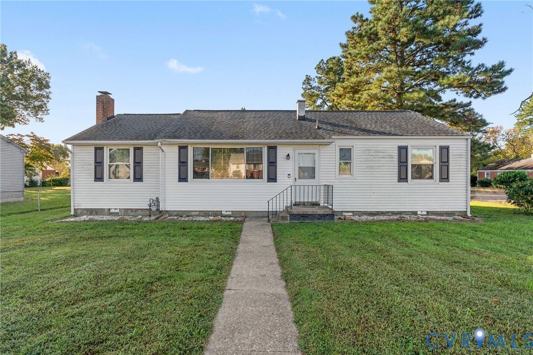 Property Photo: 3101 Glenoa Road VA 23223