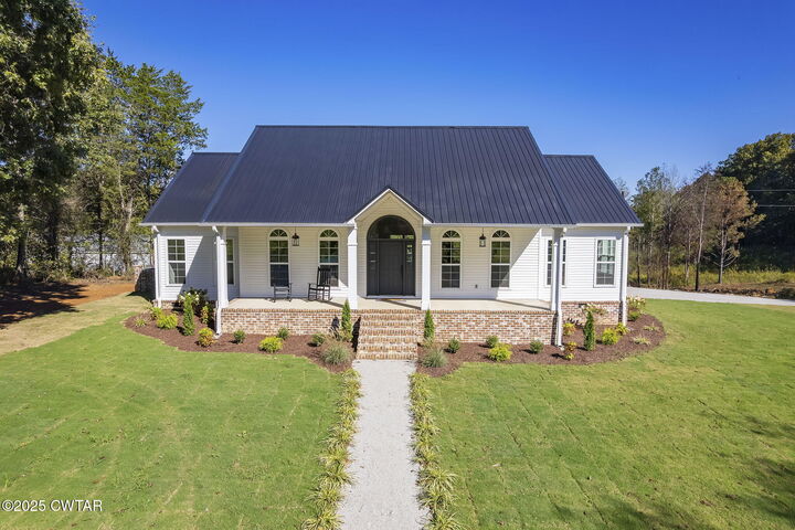 Property Photo: 215 Benson Road TN 38368
