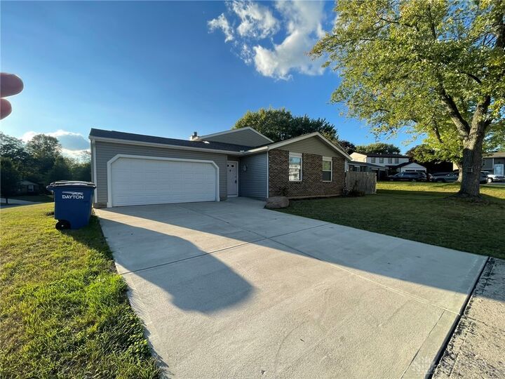 4403 Woodpoint Court  Dayton OH 45424 photo