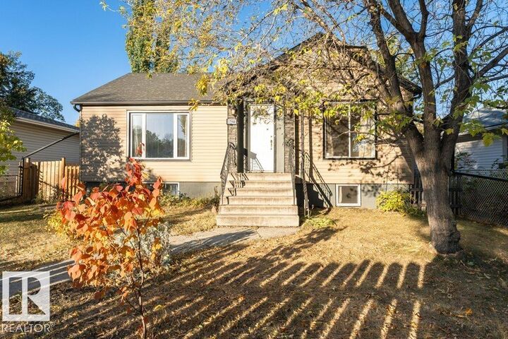 12308 86 Street NW  Edmonton AB T5B 3L2 photo