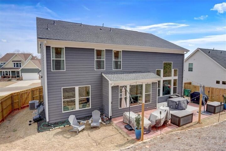 Property Photo:  170 Greenbrier Way  GA 30114