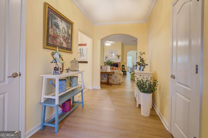 Property Photo:  310 Crossroads Drive  GA 30025 