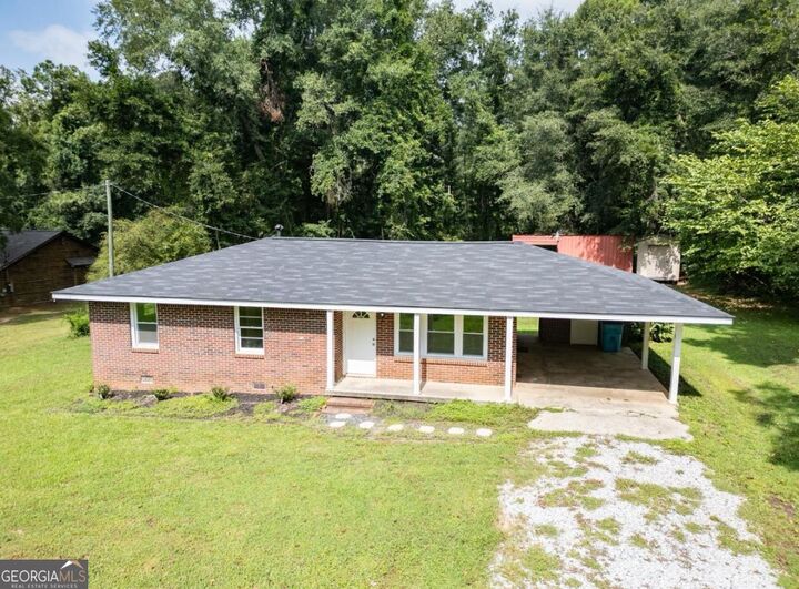 Property Photo:  882 Campbell Road  GA 30014 