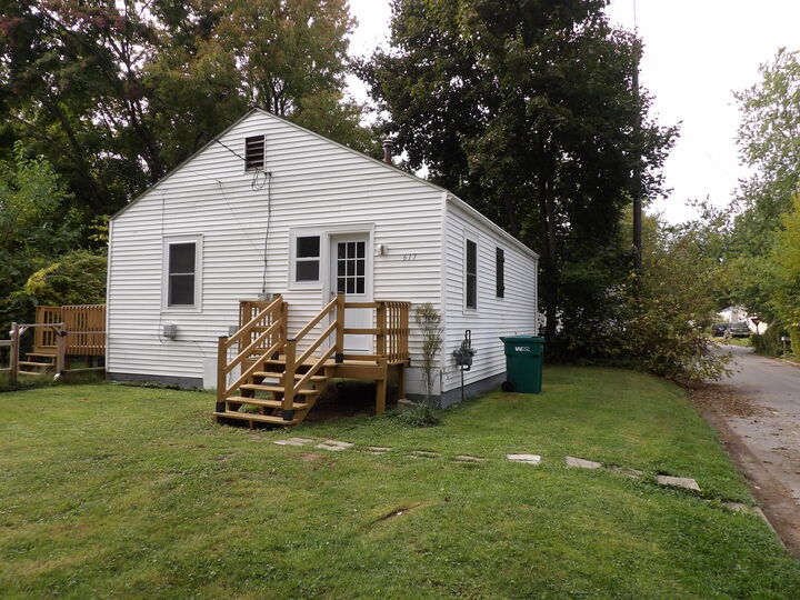 617 Kingsporte Lane  La Porte IN 46350 photo