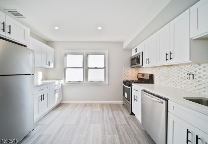 Property Photo: 100 Westside Ave 2 NJ 07621