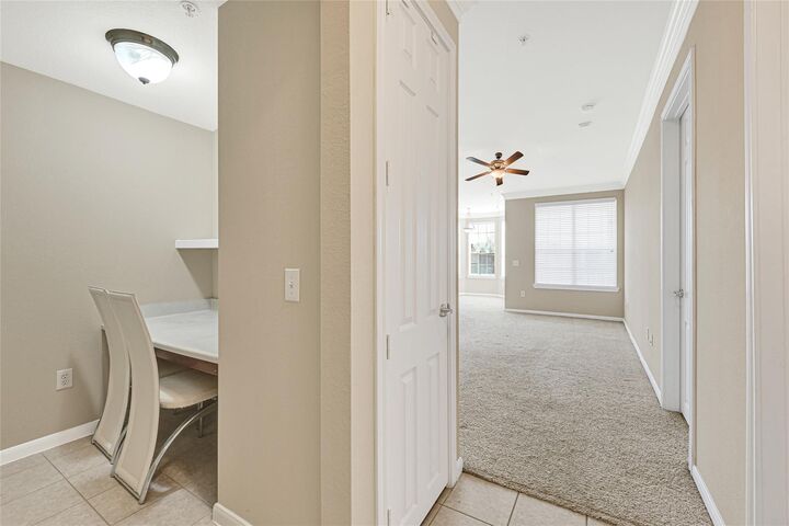 Property Photo: 7575 Kirby Drive 1202 TX 77030