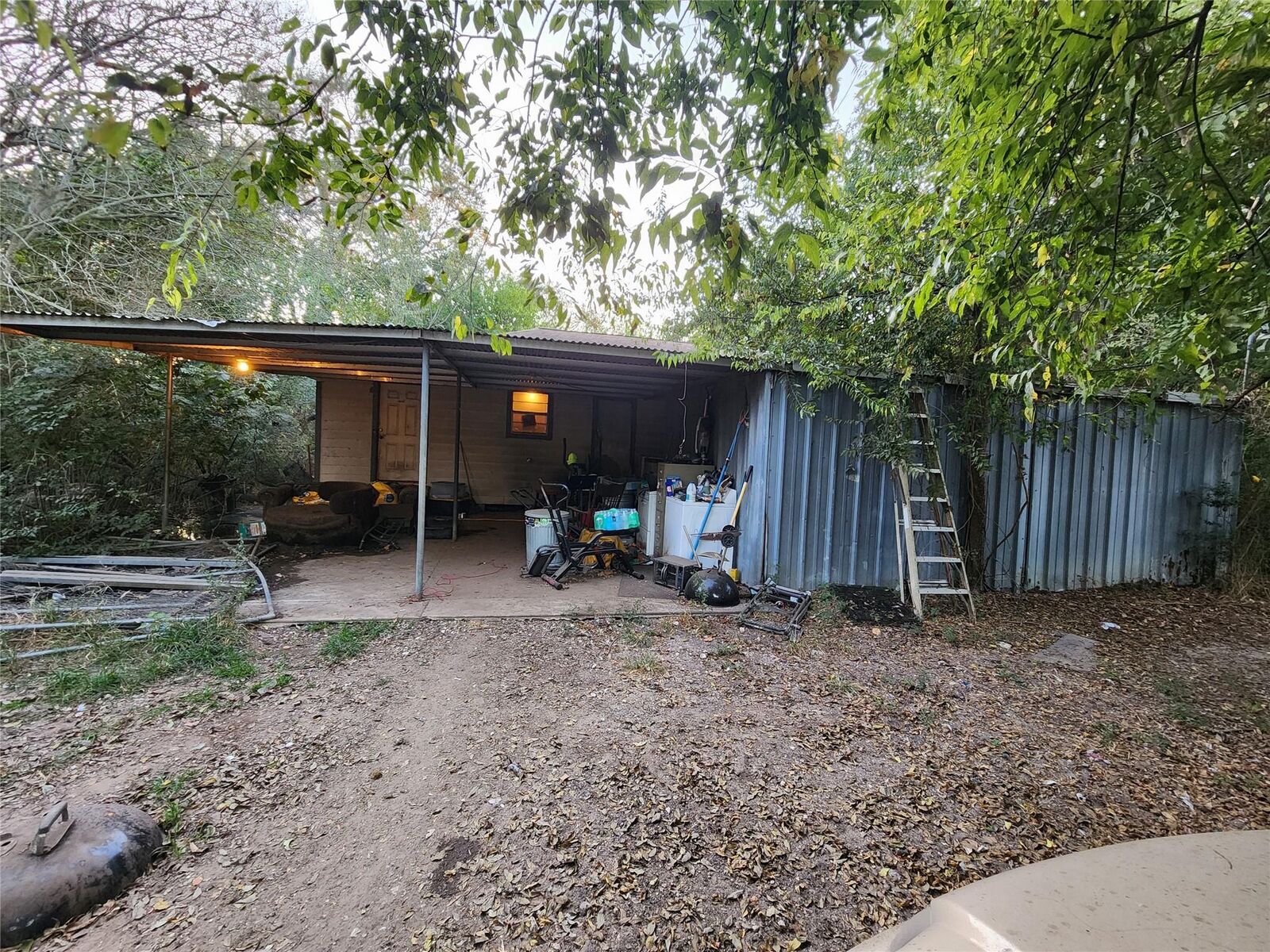Property Photo: 5833 Mohawk Street TX 77016
