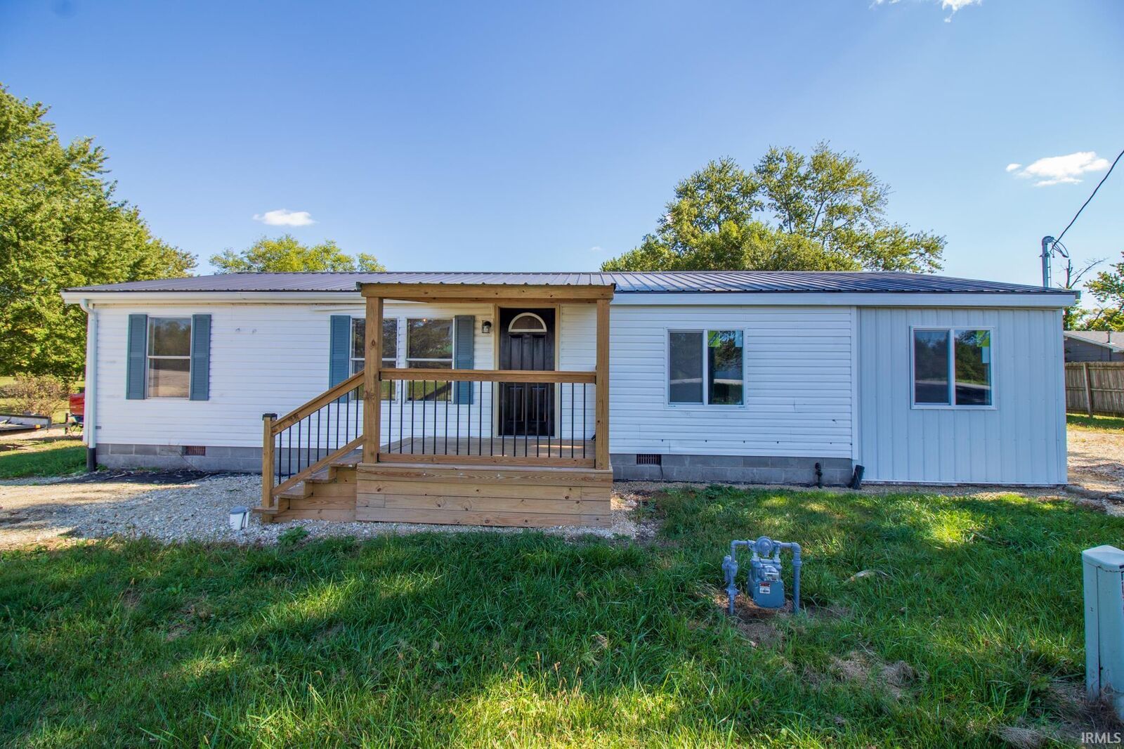 Property Photo: 6893 N US Highway 27 IN 47380