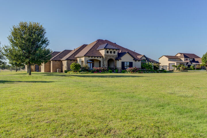 8009 F M 2641  Shallowater TX 79363 photo