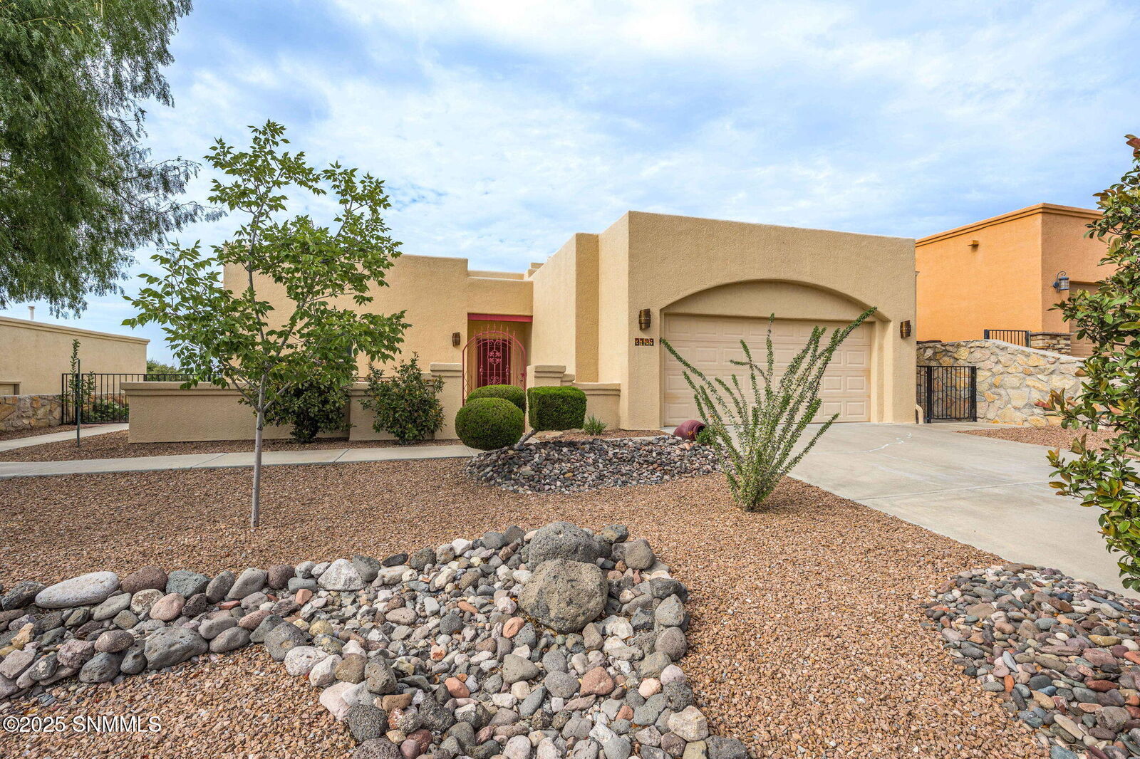 Property Photo: 2729 Coventry Road NM 88011