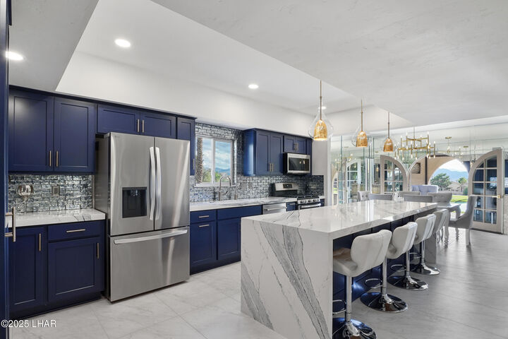 Property Photo: 2180 Snead Dr AZ 86406