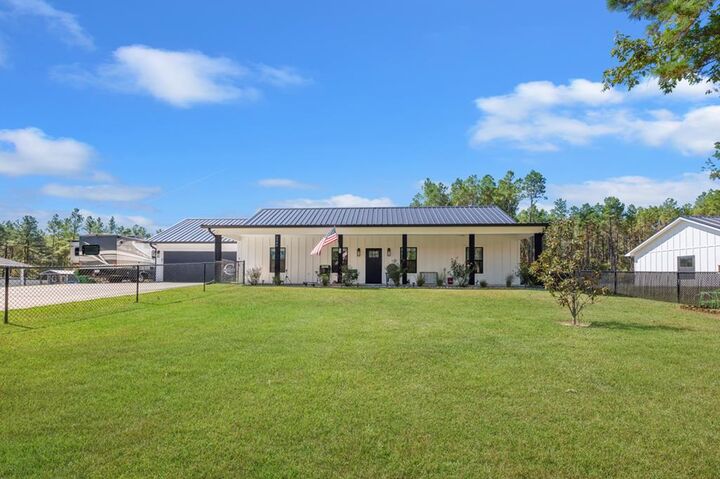 Property Photo: 2904 Tidwell Road TX 75941