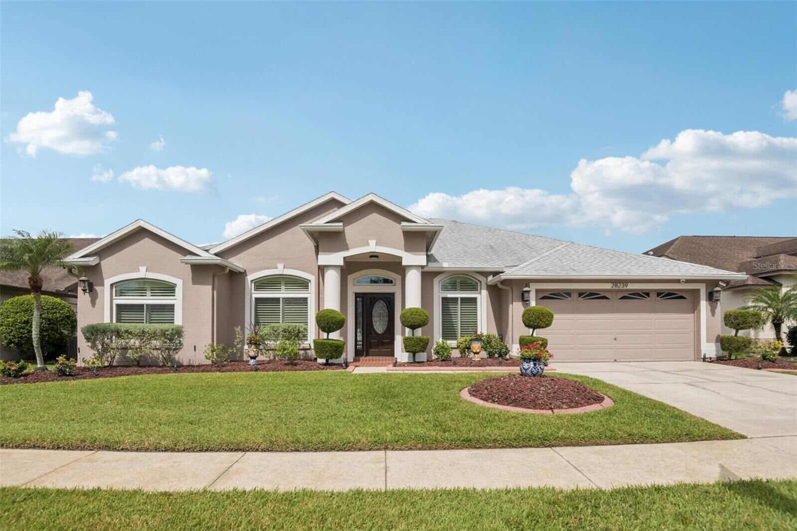 Property Photo: 28239 Brokenmead Path FL 33543