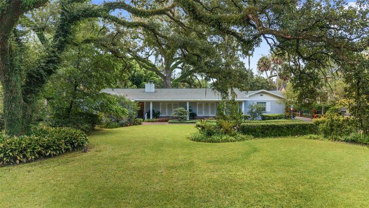 Property Photo: 1000 SE 5th Street FL 34471