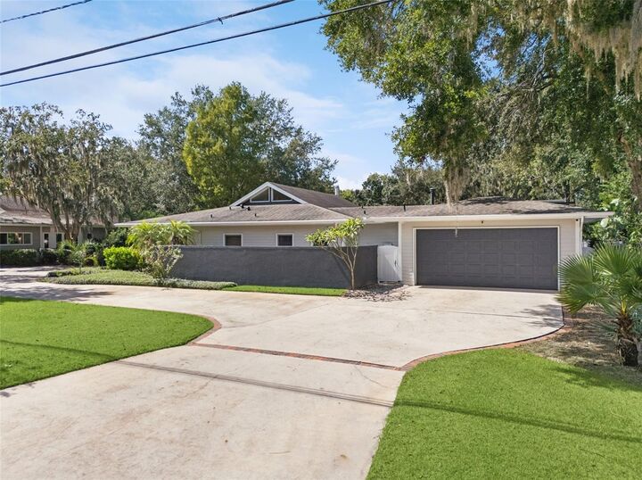 Property Photo: 954 N Texas Avenue FL 32804