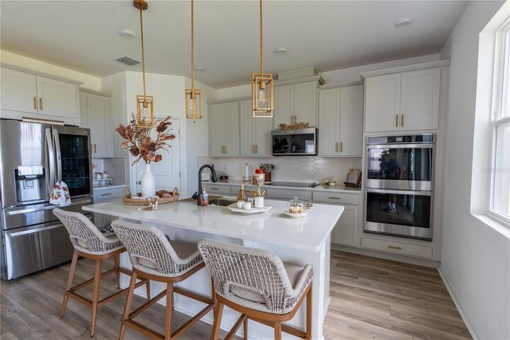 Property Photo: 2069 Valencia Blossom Street FL 34711