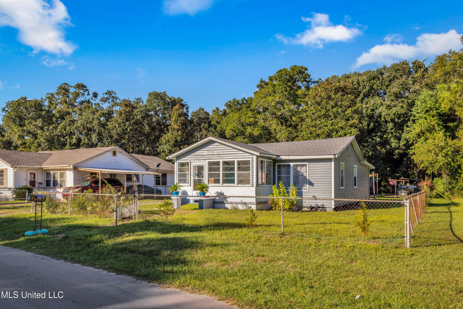 Property Photo: 2305 Roberts Avenue MS 39501