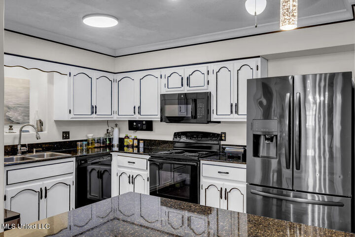 Property Photo:  2512 Old Shell Landing Road  MS 39564 