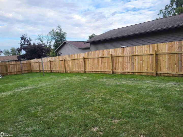 Property Photo:  1407 S 2nd Street  IA 50158