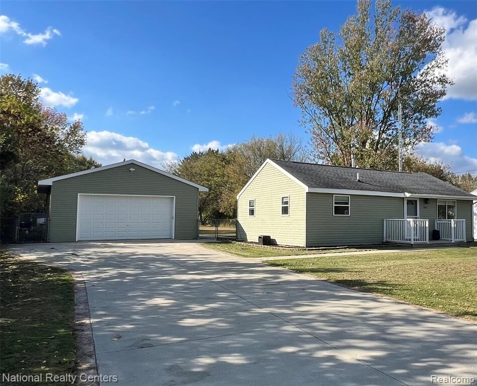 Property Photo:  7444 Rory Street  MI 48439 9349 