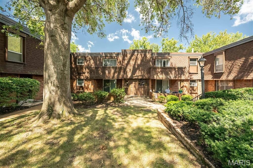 Property Photo: 13579 Coliseum Drive G MO 63017