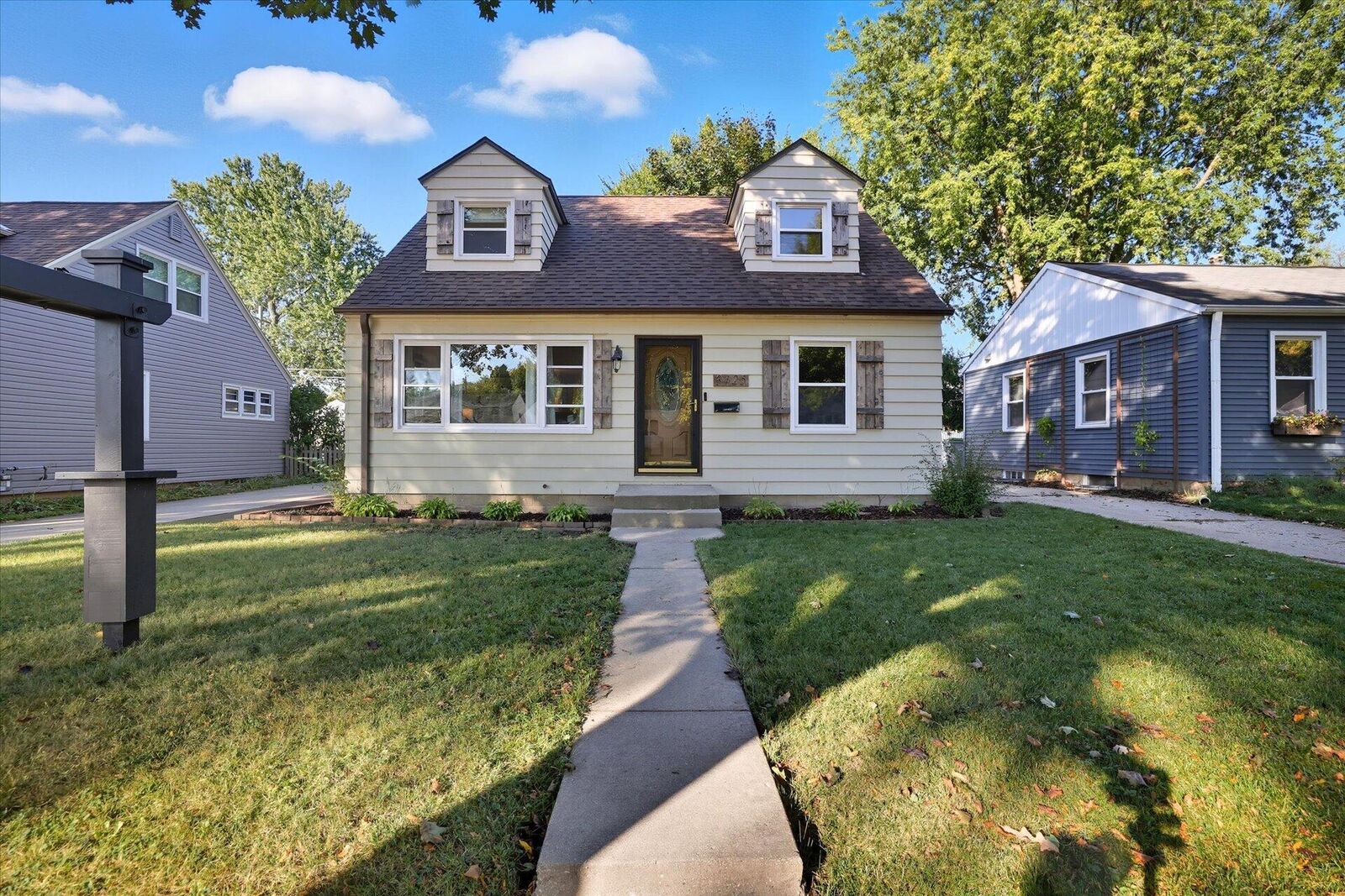 Property Photo:  3425 N 95th St  WI 53222 