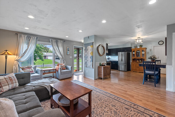Property Photo: 25706 Portsmouth Rd WI 53185