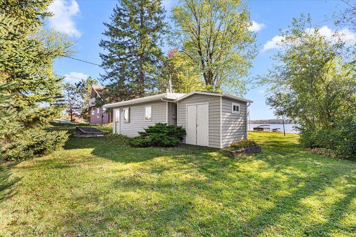 Property Photo: W1074 County Road F - WI 53010