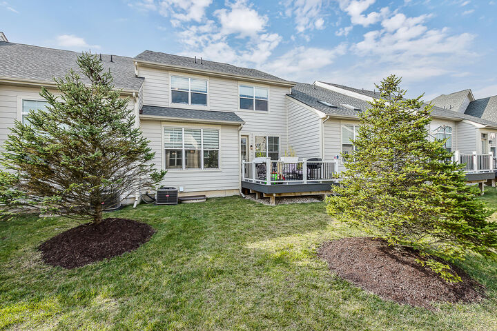 Property Photo: 3075 N Spurway Drive MI 48105