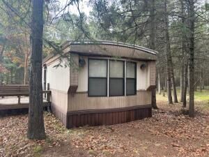 Property Photo: 8129 Old State Road MI 49346